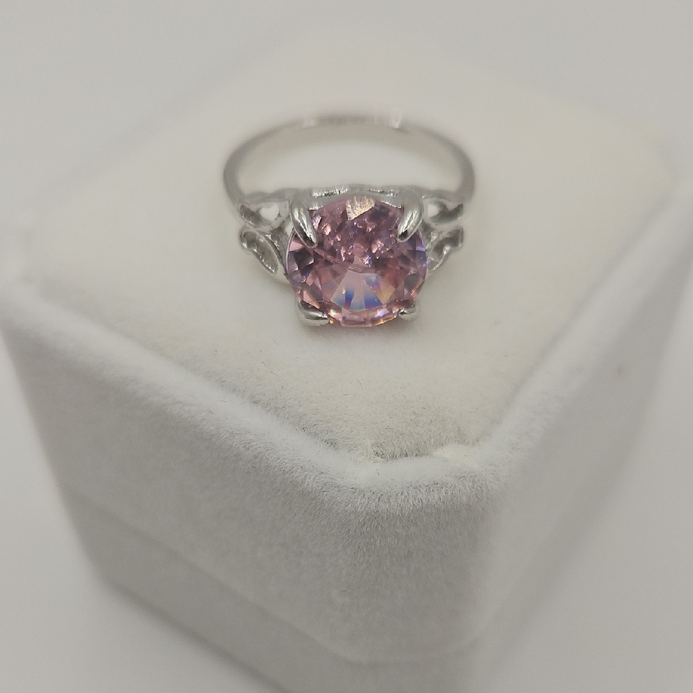 Source Unknown Silver Ring With Pink Stone - image 4